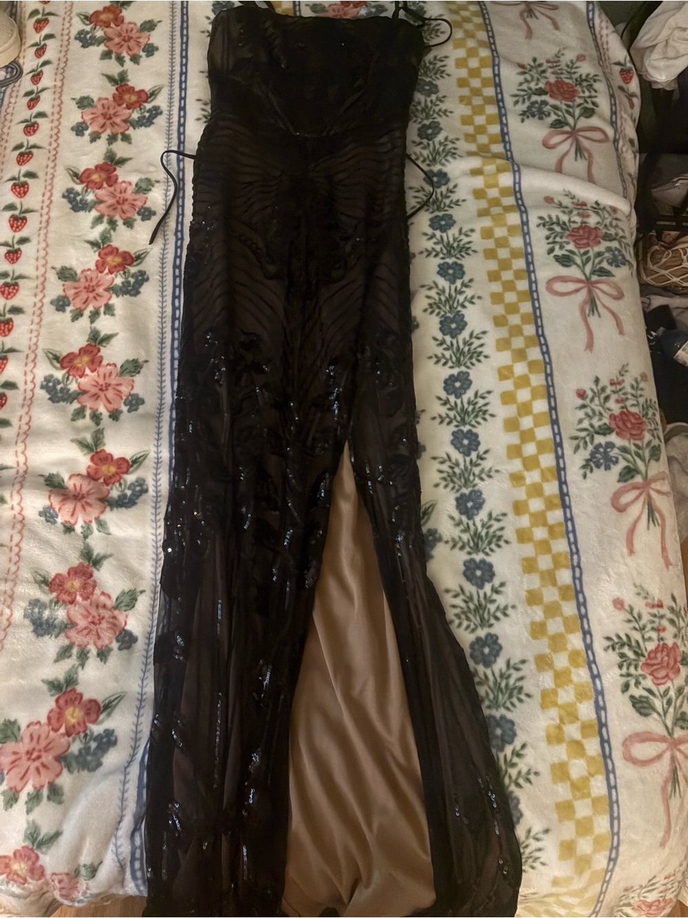 Black Sequin prom dress